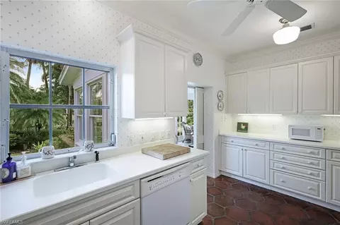 861 Swallow Pt, Naples, FL 34105 photo 16