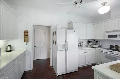 861 Swallow Pt, Naples, FL 34105 photo 18