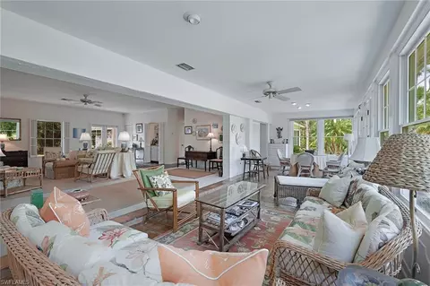 861 Swallow Pt, Naples, FL 34105 photo 12