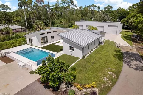 2975 64th St SW, Naples, FL 34105
