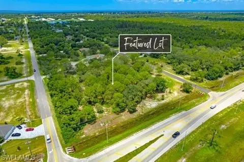3206 Delilah Dr, Cape Coral, FL 33993