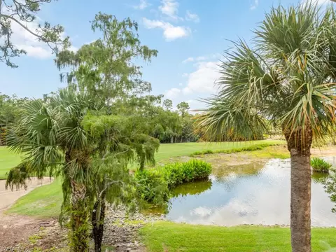 3990 Bishopwood Ct W #201, Naples, FL 34114