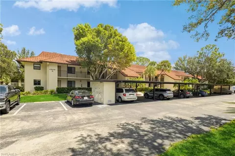 4963 Pepper Cir #D-202, Naples, FL 34113