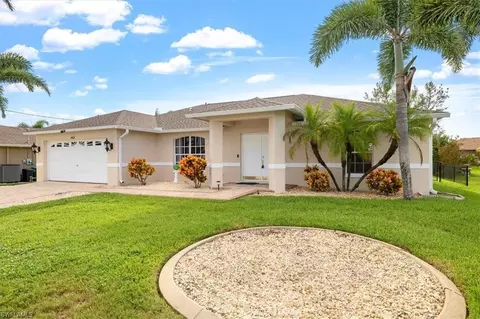 4608 SW 14th Ave, Cape Coral, FL 33914