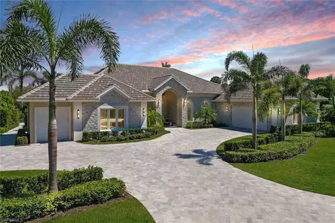 15302 Pembroke Pt, Naples, FL 34110