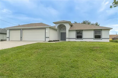 1112 NE 34th St, Cape Coral, FL 33909