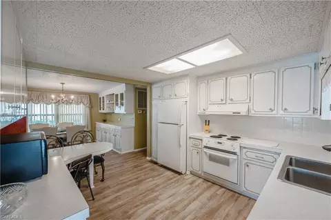 32 Monaco Ter, Naples, FL 34112 photo 7