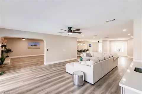 362 Pinehurst Cir, Naples, FL 34113 photo 6