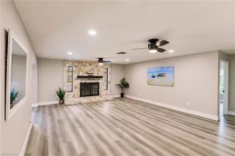 362 Pinehurst Cir, Naples, FL 34113 photo 17