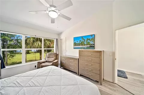 816 Hampton Cir, Naples, FL 34105 photo 15