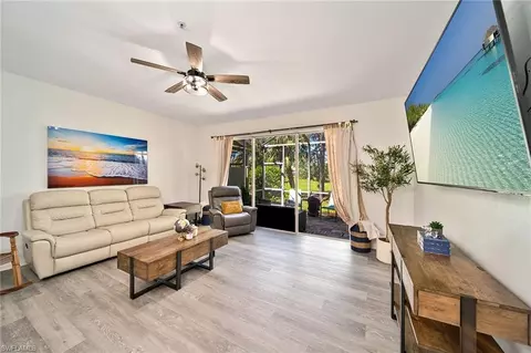 816 Hampton Cir, Naples, FL 34105 photo 2