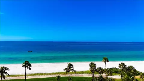4651 Gulf Shore Blvd N #405, Naples, FL 34103
