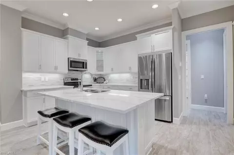 5708 Highbourne Dr, Naples, FL 34113 photo 8
