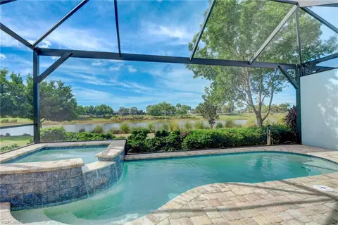 5708 Highbourne Dr, Naples, FL 34113 photo 2