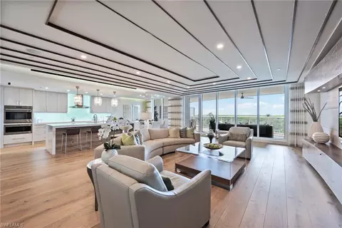 13915 Old Coast Rd #405, Naples, FL 34110