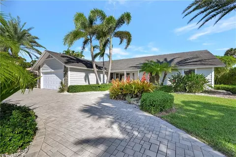 2345 Longboat Dr, Naples, FL 34104 photo 2