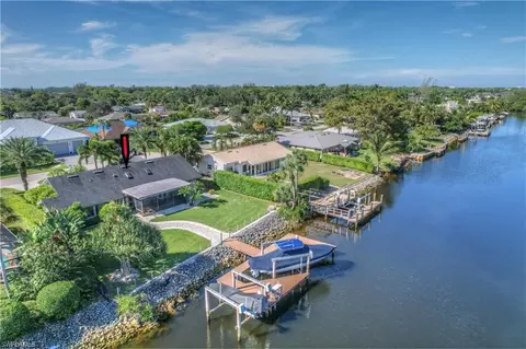 2345 Longboat Dr, Naples, FL 34104 photo 4