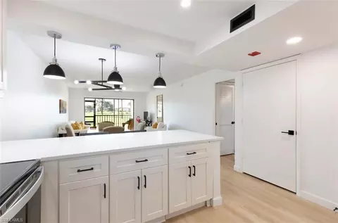 37 High Point Cir E #103, Naples, FL 34103 photo 10