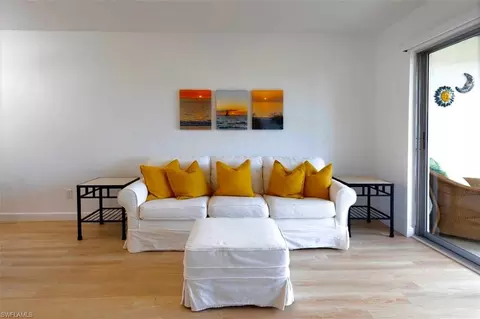 37 High Point Cir E #103, Naples, FL 34103 photo 5