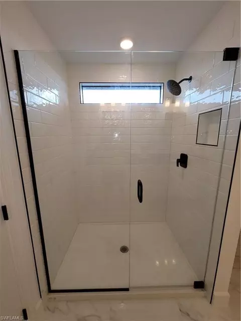 Bath - 20439 Pebble Glen Dr, Estero, FL 33928 photo 7 of 7