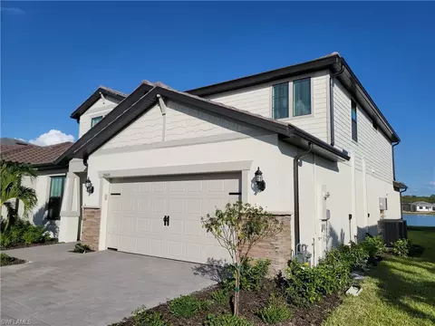 Exterior - 20439 Pebble Glen Dr, Estero, FL 33928 photo 2 of 10