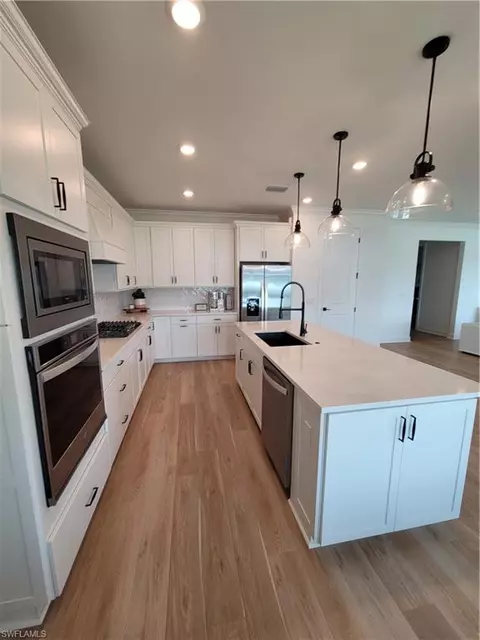 Kitchen - 20439 Pebble Glen Dr, Estero, FL 33928 photo 3 of 5