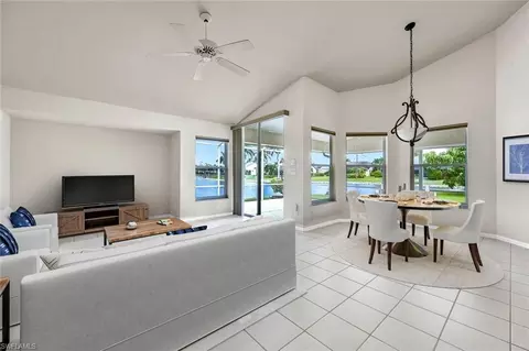 6649 Middlesex Pl, Naples, FL 34104 photo 7