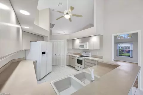6649 Middlesex Pl, Naples, FL 34104 photo 12
