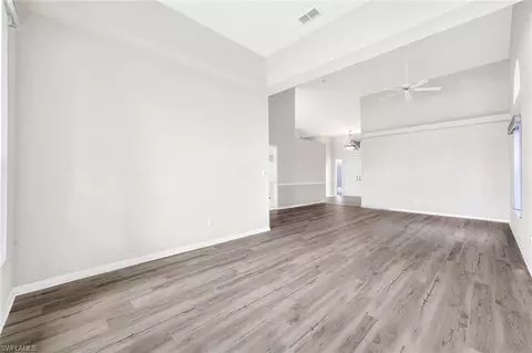 6649 Middlesex Pl, Naples, FL 34104 photo 5