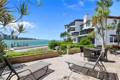 313 La Peninsula Blvd #313, Naples, FL 34113 photo 23