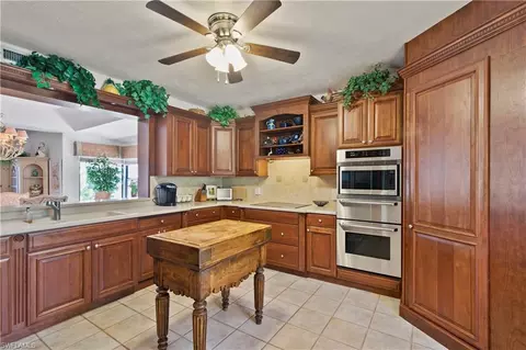 313 La Peninsula Blvd #313, Naples, FL 34113 photo 4