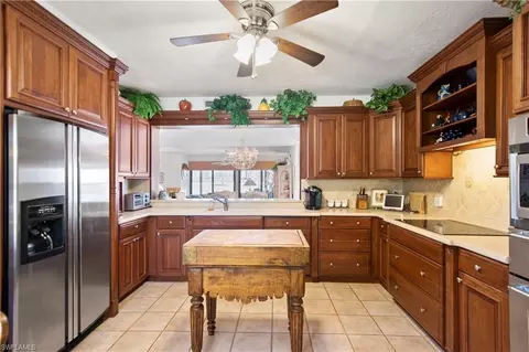313 La Peninsula Blvd #313, Naples, FL 34113 photo 3