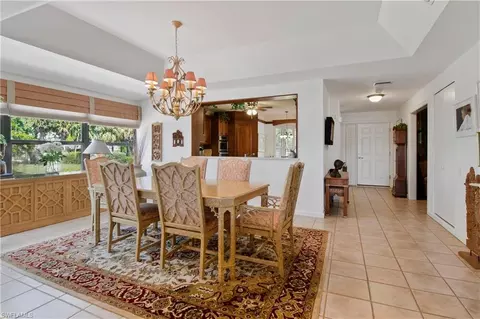 313 La Peninsula Blvd #313, Naples, FL 34113 photo 8