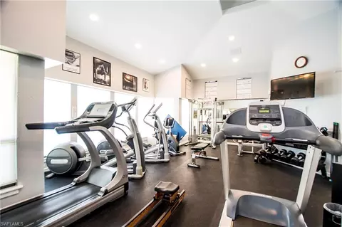 313 La Peninsula Blvd #313, Naples, FL 34113 photo 32