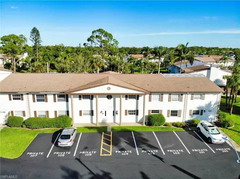 7025 New Post Dr #7, North Fort Myers, FL 33917
