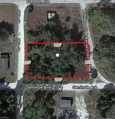 W Seminole Ave, Labelle, FL 33935