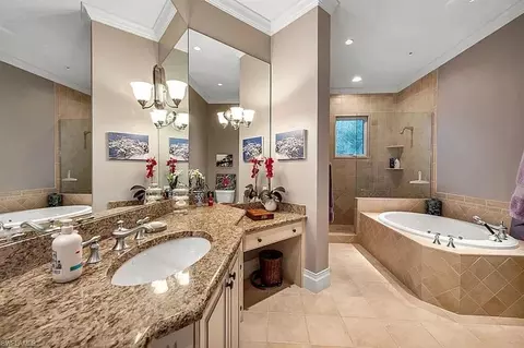1237 Pocantico Ln, Naples, FL 34110 photo 10