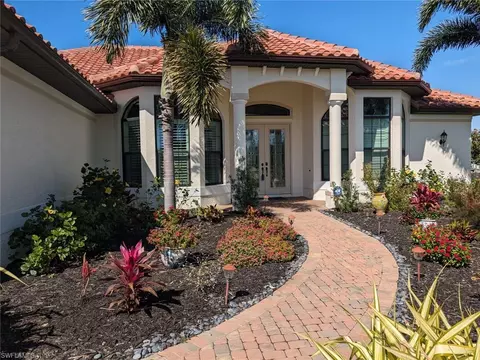 2203 SW 50th St, Cape Coral, FL 33914