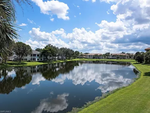 1865 Les Chateaux Blvd #6-203, Naples, FL 34109