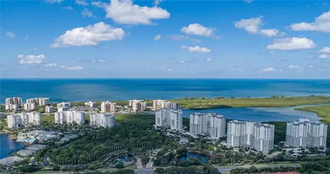 275 Indies Way #1604, Naples, FL 34110