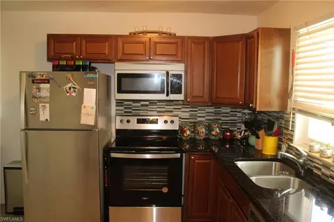 3922 Mindi Ave, Naples, FL 34112 photo 5