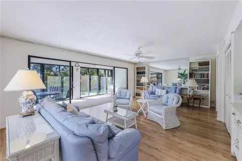 3350 10th St N #1105, Naples, FL 34103