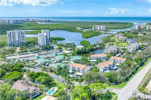 575 Club Side Dr #4-302, Naples, FL 34110