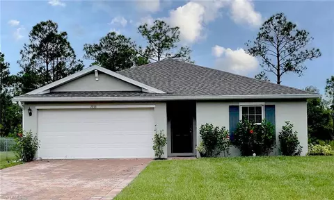 1933 Holyoke Ave, Lehigh Acres, FL 33972