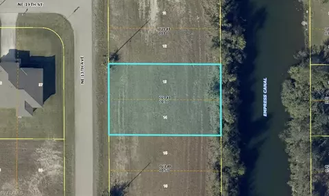 1825 NE 13th Ave, Cape Coral, FL 33909