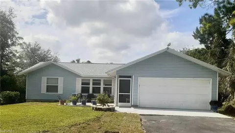 1281 15th St SW, Naples, FL 34117