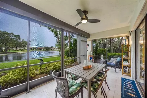 576 Retreat Dr #4-103, Naples, FL 34110