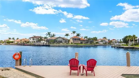 473 Adirondack Ct, Marco Island, FL 34145