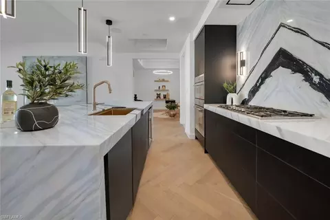1125 Central Ave #564, Naples, FL 34102