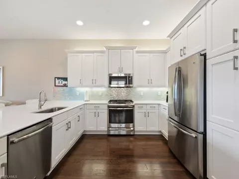 4314 Aurora St, Naples, FL 34119